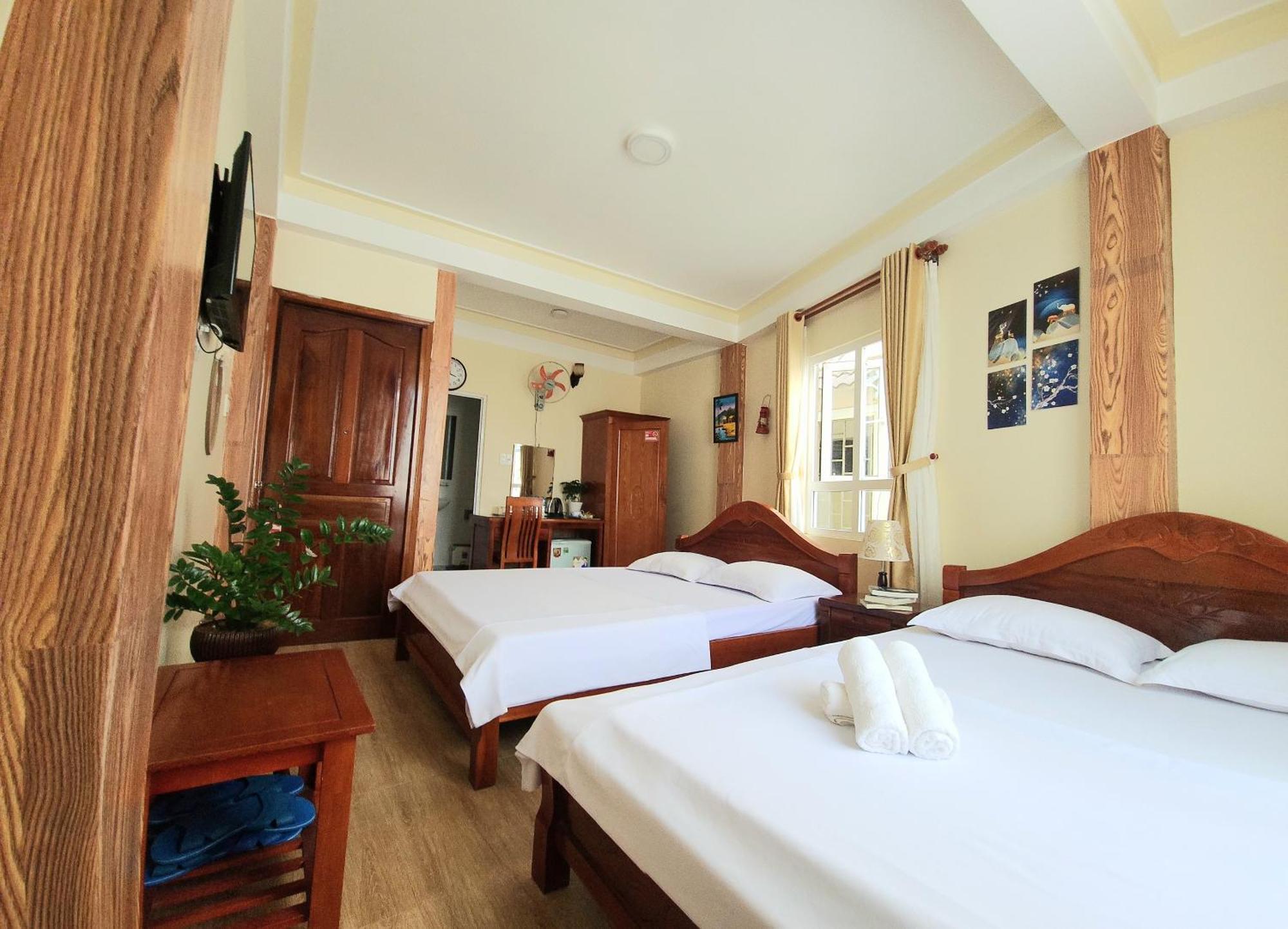 Binh Dao Hotel - Khach San Ngay Trung Tam Gia Re Далат Екстер'єр фото