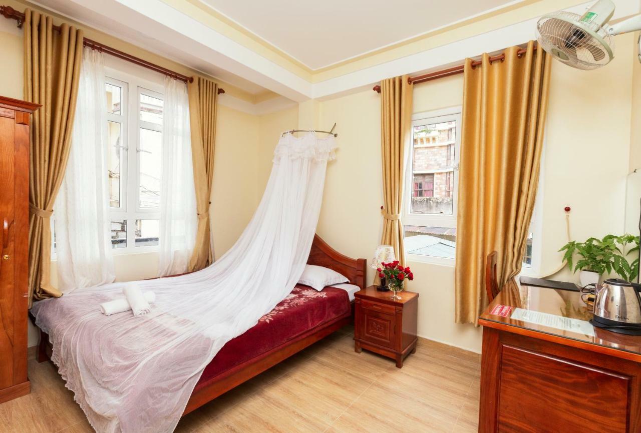 Binh Dao Hotel - Khach San Ngay Trung Tam Gia Re Далат Екстер'єр фото
